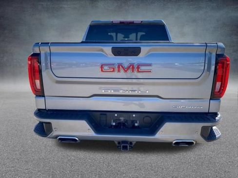 Used 2024 GMC Sierra 1500 Denali w/ Denali Reserve Package AWD/4WD image 9