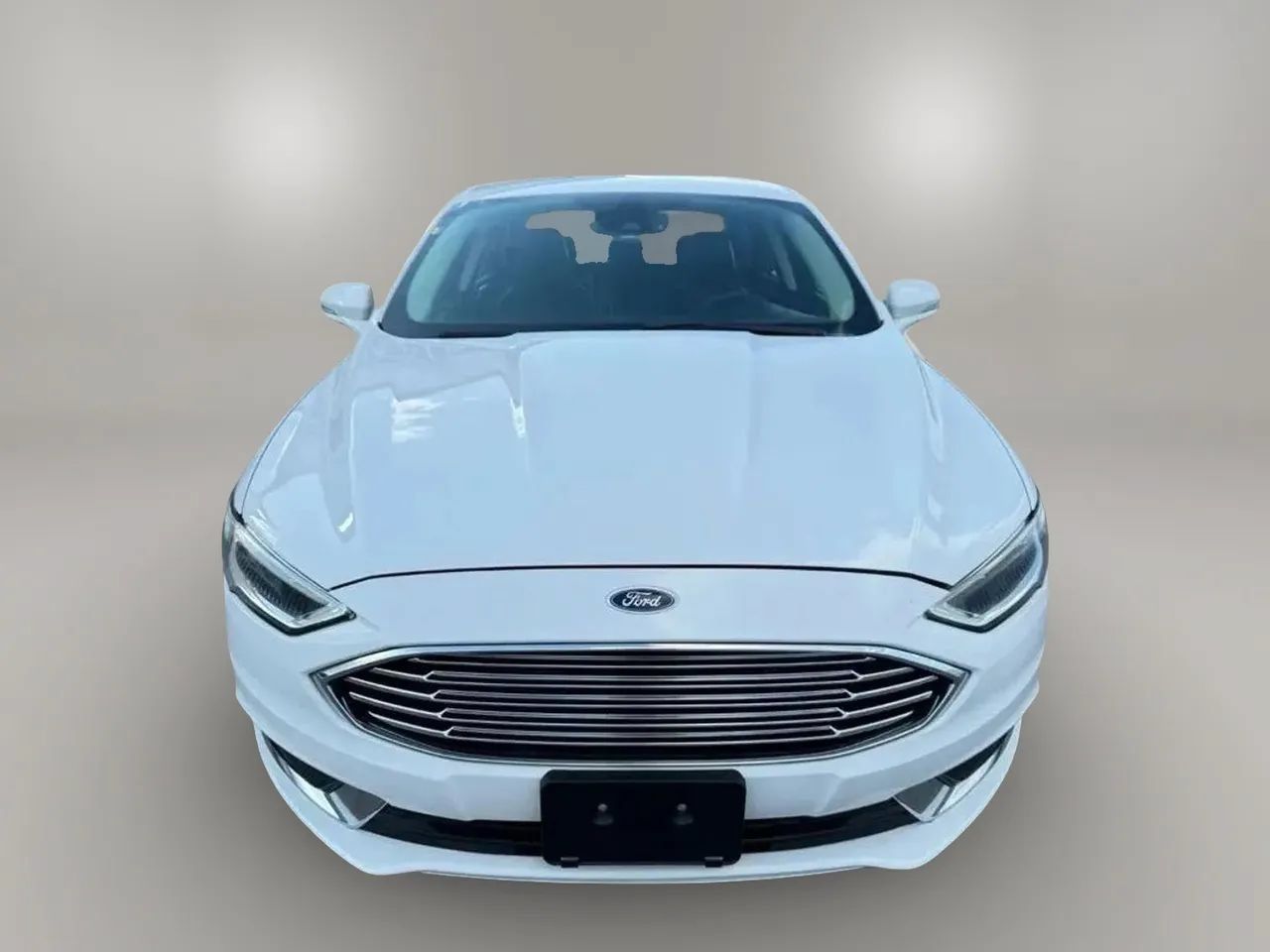 Used 2018 Ford Fusion SE w/ Equipment Group 602A FWD image 8