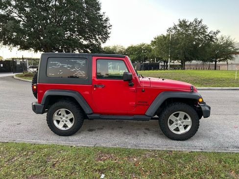 Used 2014 Jeep Wrangler Sport image 6