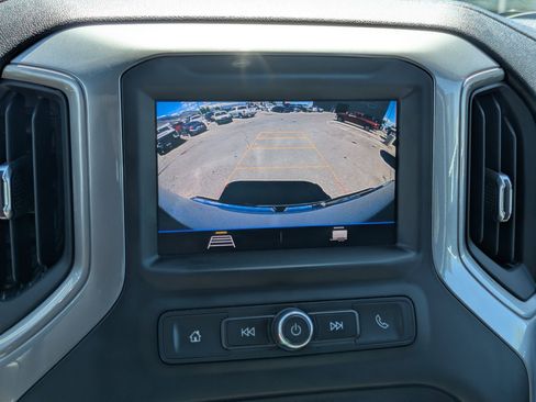 Used 2021 GMC Sierra 2500 4x4 Crew Cab w/ Convenience Package image 21