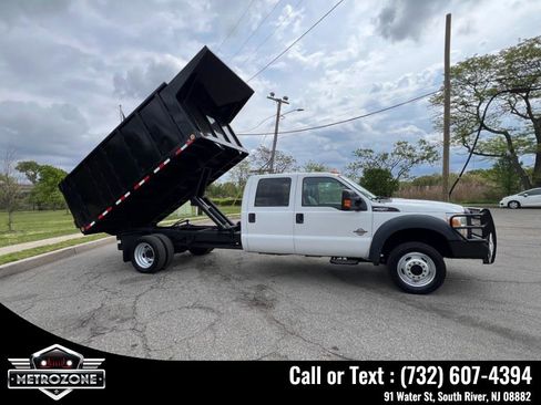 Used 2013 Ford F550 4x4 Crew Cab Super Duty w/ Payload Upgrade Pkg image 26