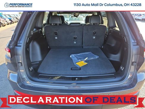 New 2026 Jeep Grand Cherokee Laredo image 11