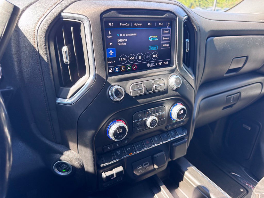 Used 2022 GMC Sierra 2500 AT4 w/ AT4 Preferred Package AWD/4WD image 31