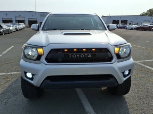 Used 2012 Toyota Tacoma 4x4 Double Cab w/ TRD Sport Upgrade Pkg image 16