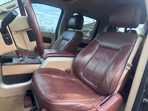 Used 2014 Ford F150 King Ranch w/ King Ranch Luxury Package image 12