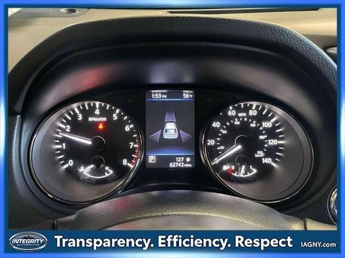 Used 2019 Nissan Rogue SV w/ Premium Package image 24