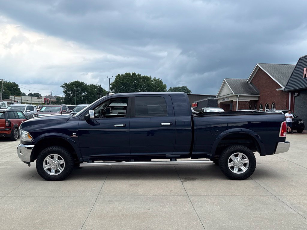 Used 2013 RAM 2500 Laramie w/ Convenience Group AWD/4WD image 3