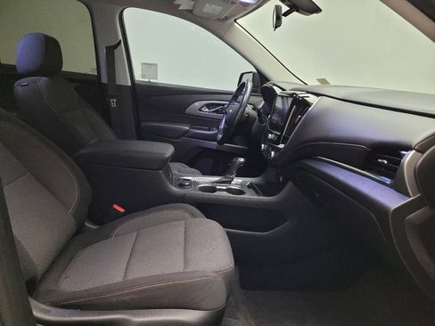 Used 2020 Chevrolet Traverse LT FWD image 21