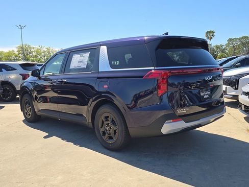 New 2026 Kia Carnival image 6