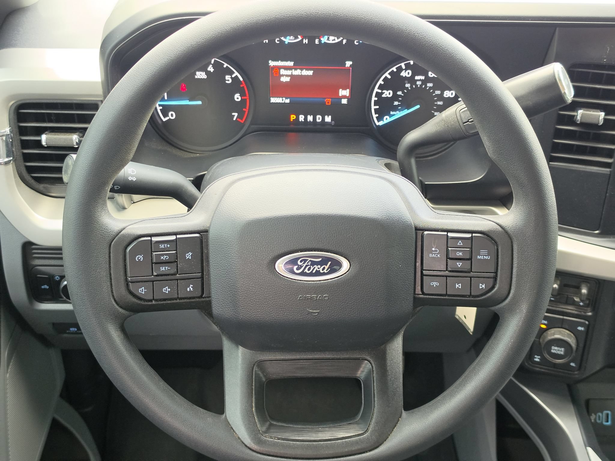 Used 2024 Ford F250 XLT w/ FX4 Off-Road Package AWD/4WD image 14