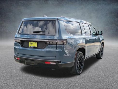 New 2026 Jeep Grand Wagoneer L Limited AWD/4WD image 4