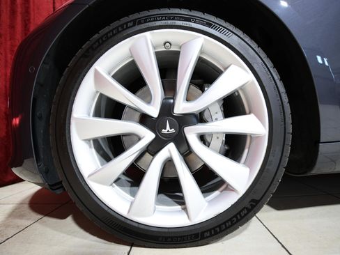 Used 2018 Tesla Model 3 Long Range image 7