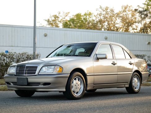 Used 1999 Mercedes-Benz C 280 Sedan image 10