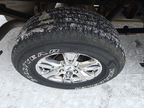 Used 2017 Ford F150 XLT w/ Equipment Group 302A Luxury image 31