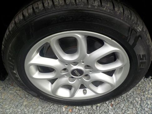 Used 2017 MINI Cooper Clubman image 26