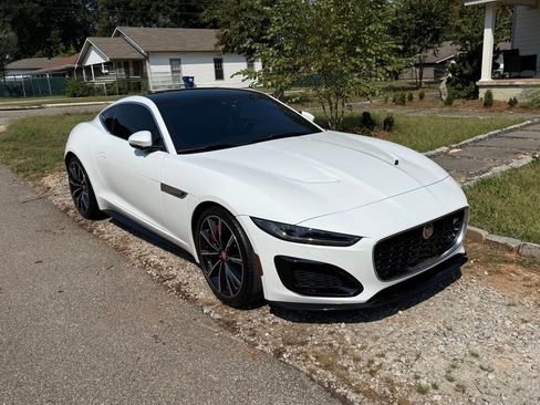 Used 2021 Jaguar F-TYPE R image 13