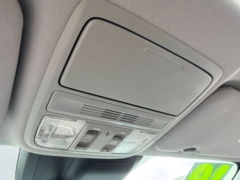 Used 2019 Honda CR-V EX image 31