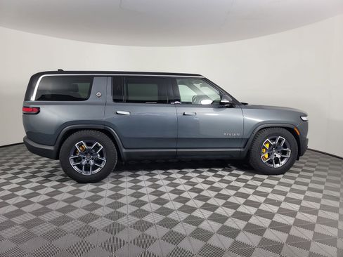 Used 2023 Rivian R1S Adventure image 6