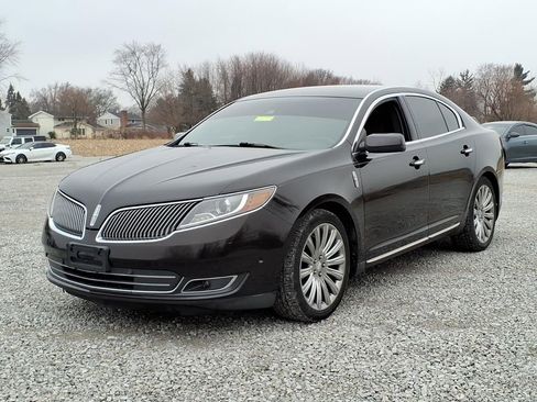 Used 2013 Lincoln MKS image 4