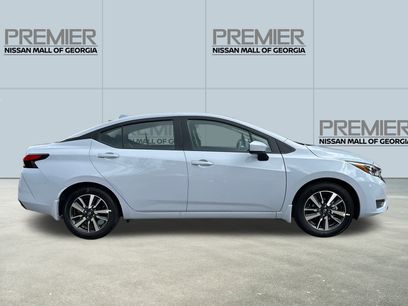 New 2025 Nissan Versa SV w/ Trunk Package