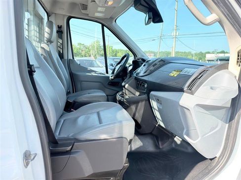 Used 2019 Ford Transit 250 138 RWD image 19