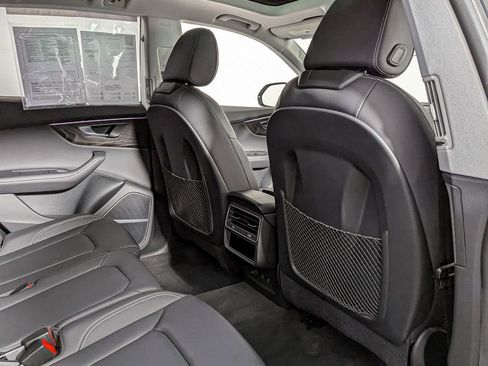 Used 2023 Audi Q8 Premium Plus w/ Premium Plus Package image 47