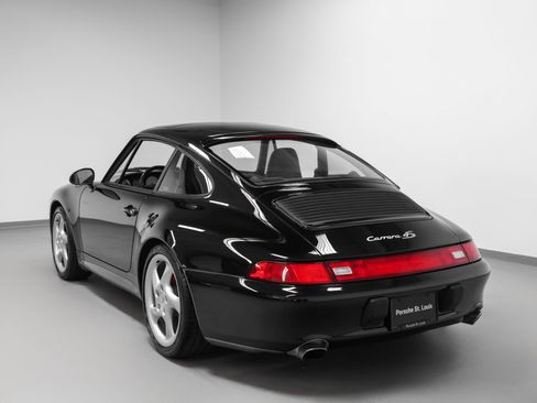 Used 1997 Porsche 911 Carrera 4S AWD/4WD image 3