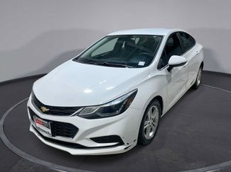 Used 2017 Chevrolet Cruze LT w/ Convenience Package FWD video 1