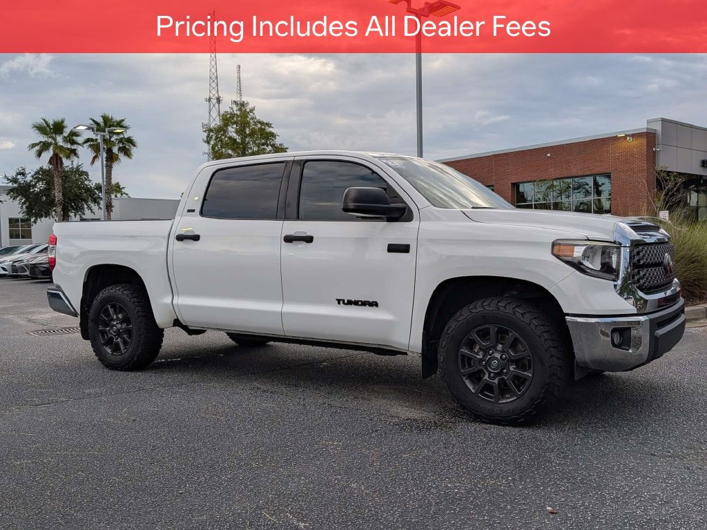 Used 2021 Toyota Tundra SR5 w/ SR5 Upgrade Package AWD/4WD image 2