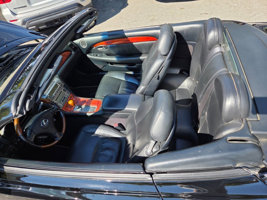 Used 2007 Lexus SC 430 Convertible w/ Preferred Accessory Pkg RWD image 4