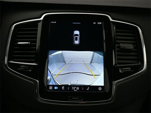 Used 2023 Volvo XC90 B6 Ultimate w/ Protection Package image 21
