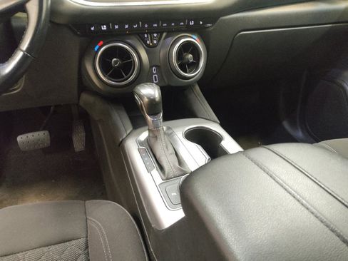 Used 2020 Chevrolet Blazer LT FWD image 26