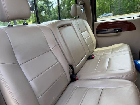 Used 2006 Ford F250 Lariat RWD image 16