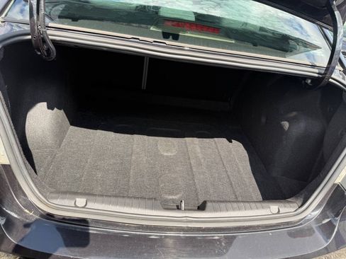 Used 2011 Chevrolet Cruze LT FWD image 14
