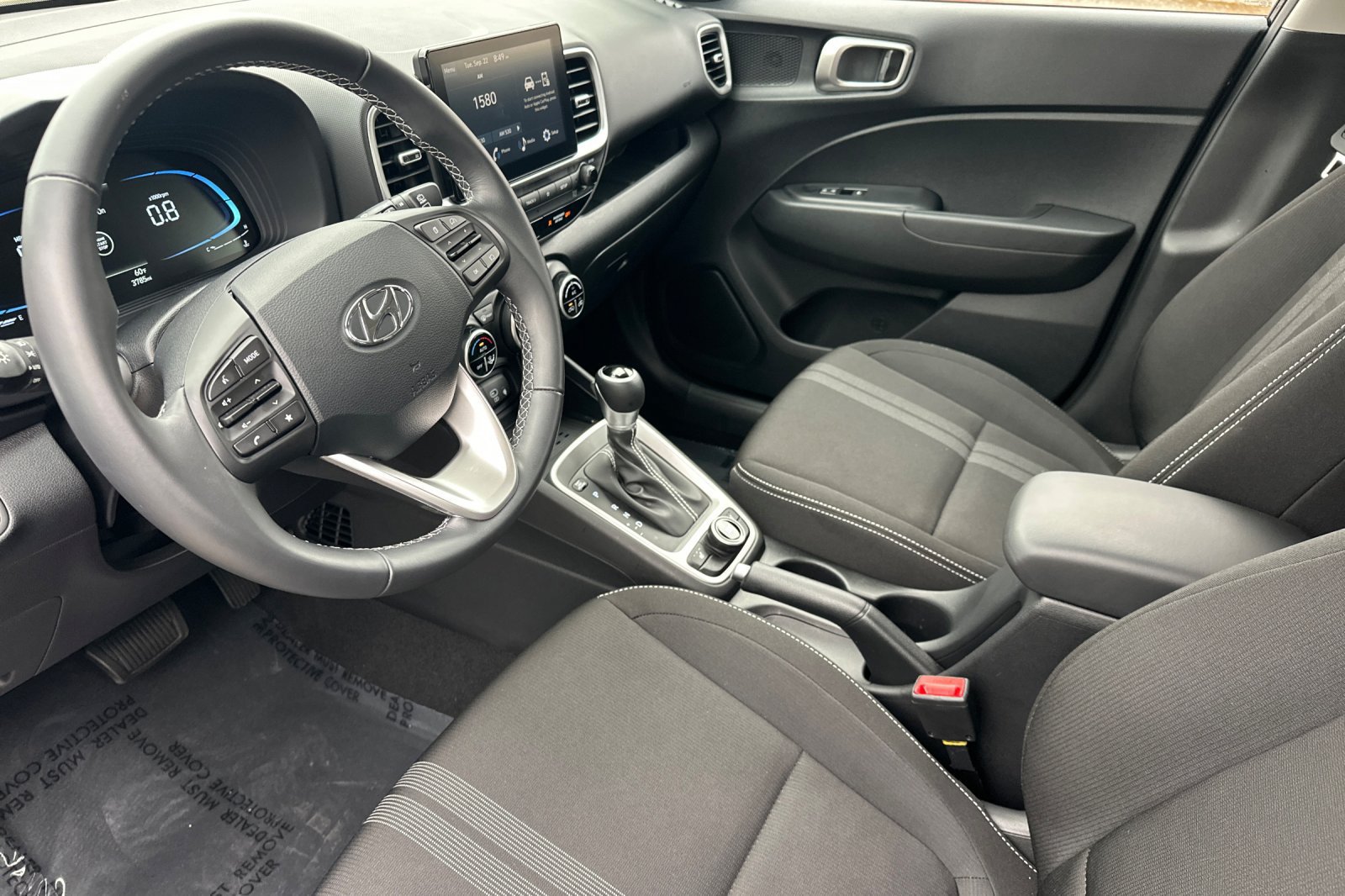 Certified 2026 Hyundai Venue SEL FWD image 13
