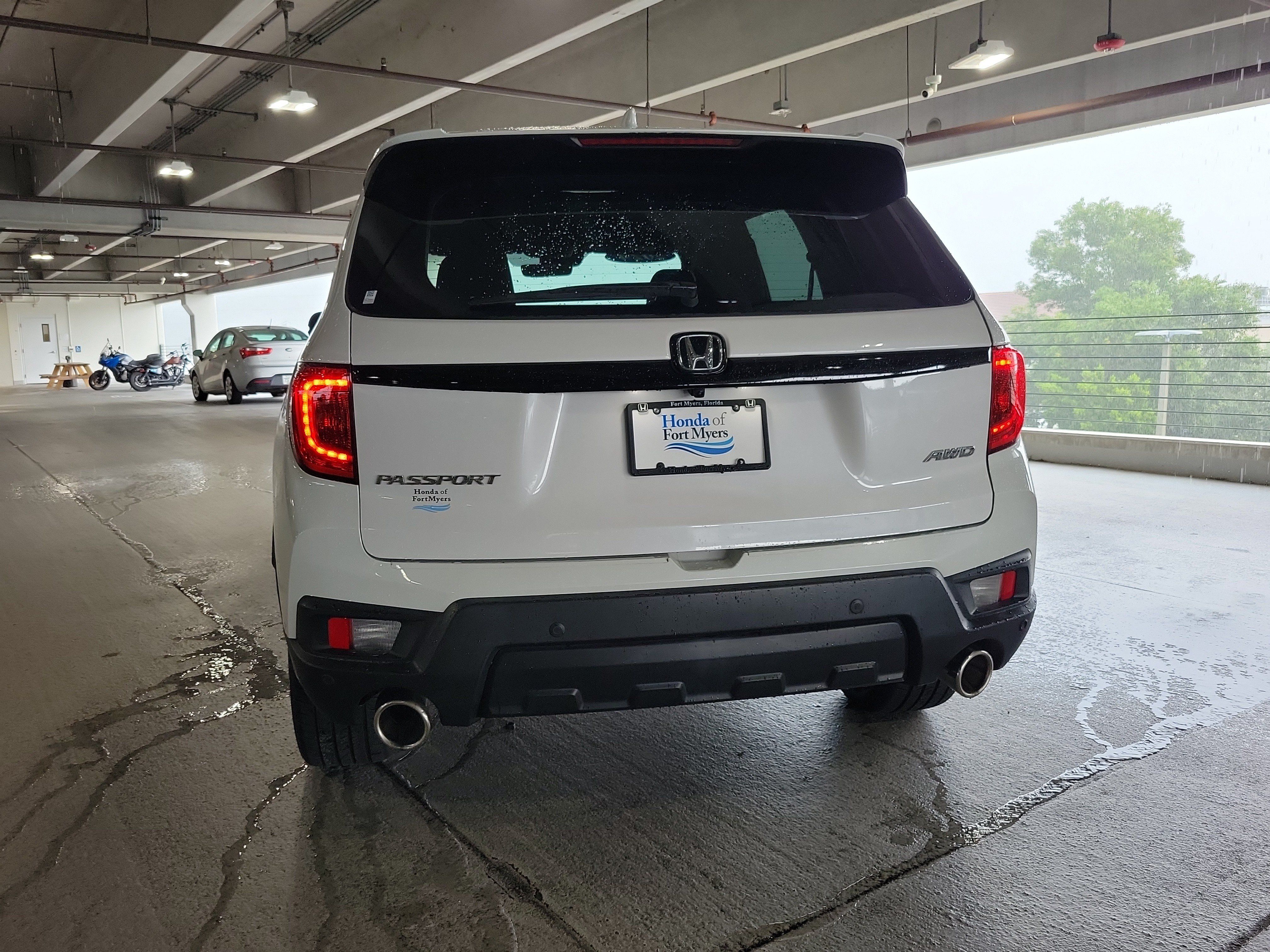 Used 2024 Honda Passport EX-L image 5