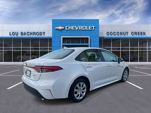 Used 2024 Toyota Corolla LE FWD image 8