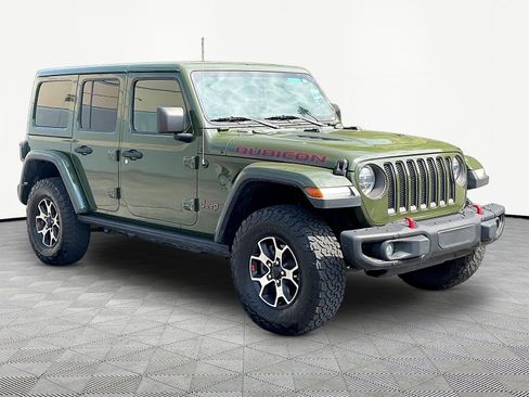Used 2021 Jeep Wrangler Unlimited Rubicon w/ Dual Top Group AWD/4WD image 3