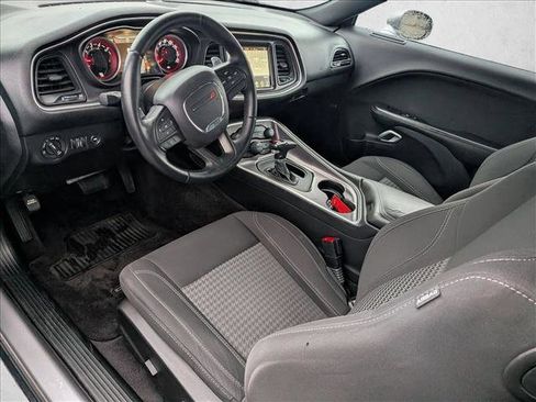 Used 2016 Dodge Challenger R/T w/ Sound Group image 9