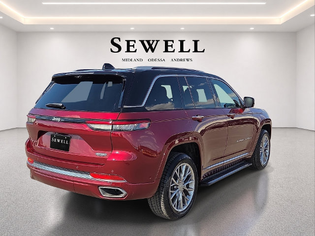 Used 2023 Jeep Grand Cherokee Summit w/ Adv Protech Group IV RWD image 4