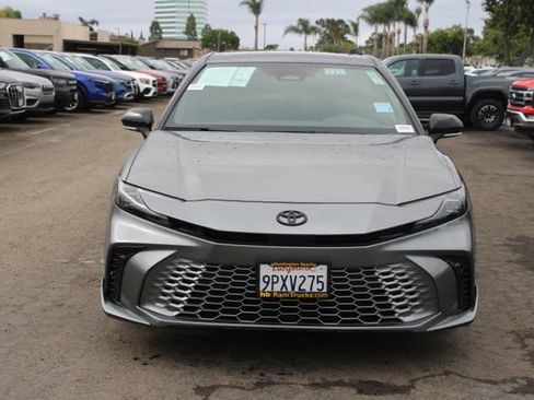 Used 2025 Toyota Camry XSE FWD image 2