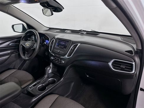 Used 2020 Chevrolet Equinox LT image 26