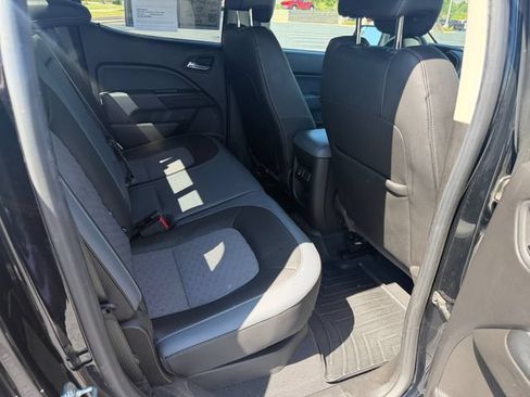 Used 2019 Chevrolet Colorado Z71 AWD/4WD image 13