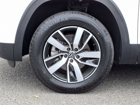 Certified 2023 Volkswagen Atlas SE AWD/4WD image 8