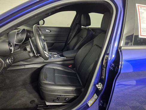 Used 2022 Alfa Romeo Giulia Sprint RWD image 9