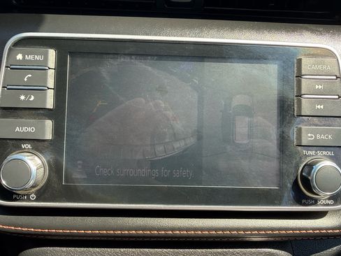 Used 2019 Nissan Kicks SR w/ SR Premium Package image 22