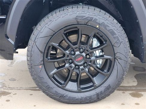 New 2025 Toyota Tundra SR5 image 8