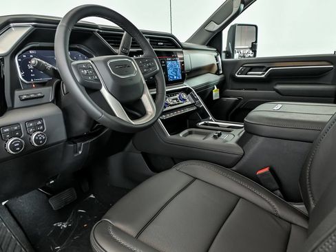 New 2026 GMC Sierra 2500 Denali w/ Denali Reserve Package AWD/4WD image 9
