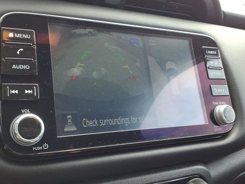 Used 2023 Nissan Kicks SR FWD image 13