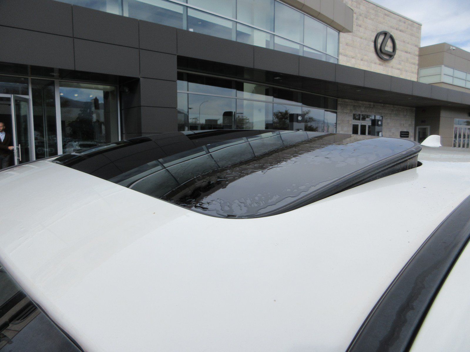Used 2014 Acura RDX w/ Technology Package AWD/4WD image 16
